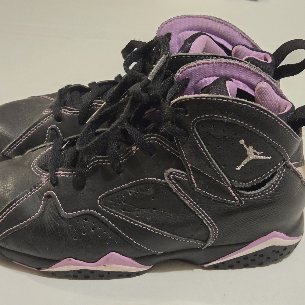 Nike Air Jordan 7 Retro GS ‘Barely Grape’ Size 3Y DV22557-055